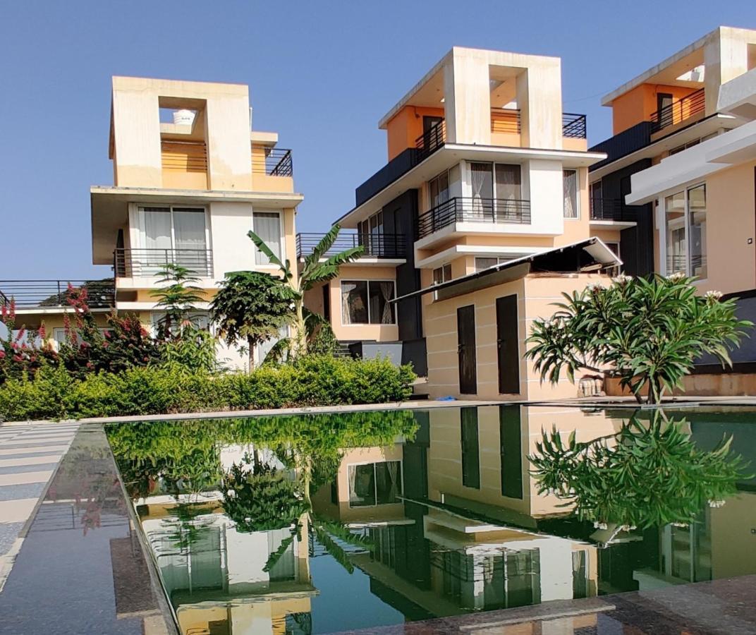 Royal Meadows - Igatpuri Bungalow B Ngoại thất bức ảnh